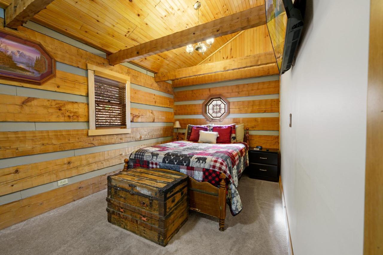 The Robins Nest With Hot Tub Villa Pigeon Forge Luaran gambar