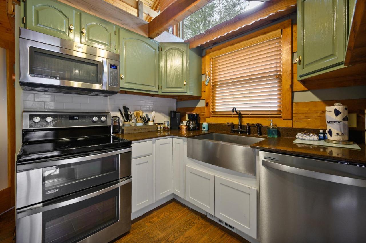 The Robins Nest With Hot Tub Villa Pigeon Forge Luaran gambar