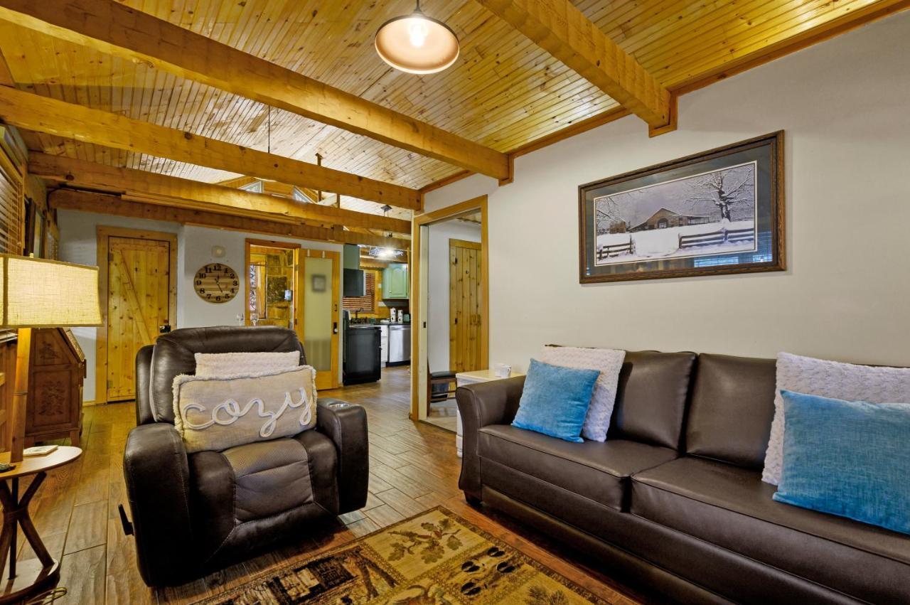 The Robins Nest With Hot Tub Villa Pigeon Forge Luaran gambar