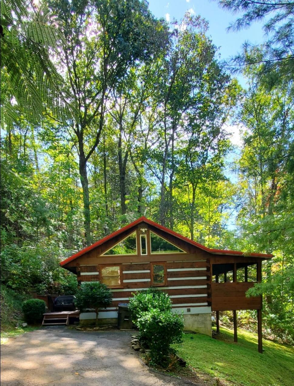 The Robins Nest With Hot Tub Villa Pigeon Forge Luaran gambar